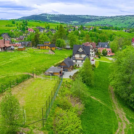 D.w. Tatra House Bed & Breakfast *